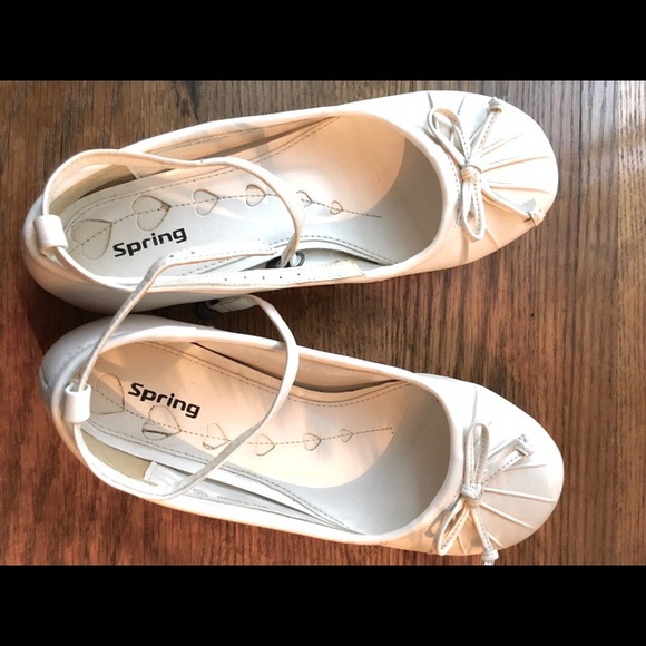 Spring white ballet flats - Picture 8 of 9